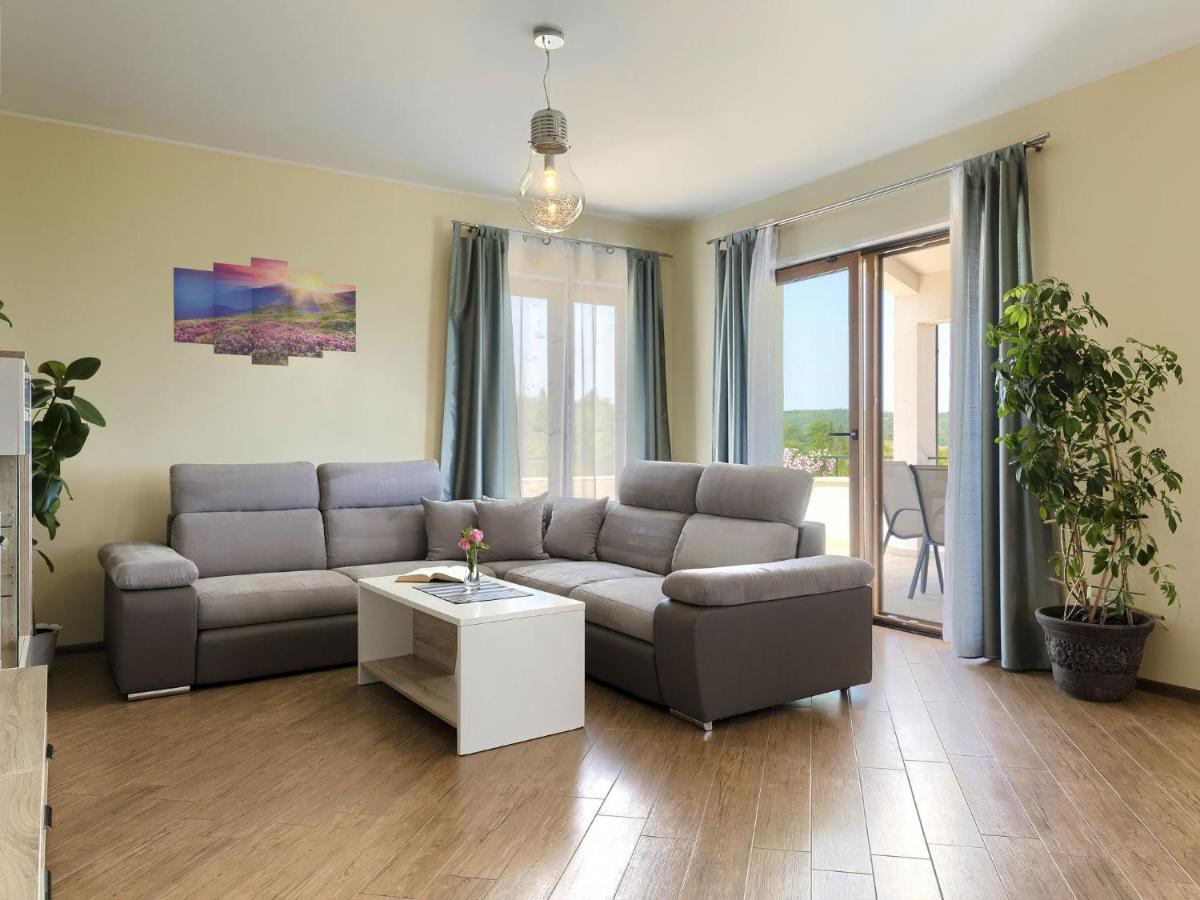 Holiday Home Montebello By Interhome Motovun Exterior photo
